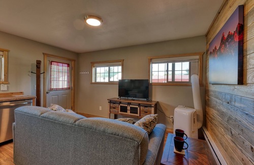 Dayton House | Bighorn Mountain Base Barn, Charming and unique!