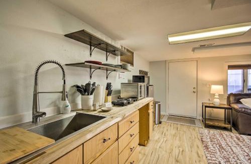 Billings Apartment | Billings Apartment with Fireplace and Smart TV