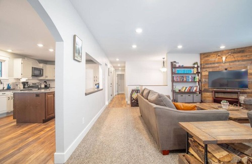 Fairbanks House | Birch Hill Terrace Mountain Vws Northern Lights