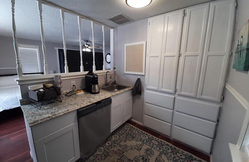West Valley Apartment | Birdhouse Apartment