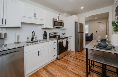Civil Rights Historic District Condo | Birmingham Central Six- Big Groups/Private Parking
