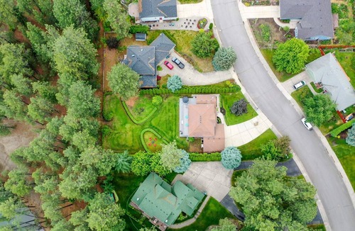 Post Falls House | Black Bay Getaway Private Bay Access