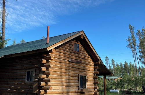 Coram Cabin | Black Bear CabinnA rustic cabin 10 minutes away from Glacier National Park!