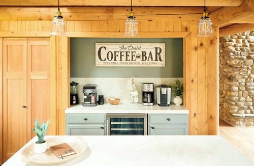 Superior Ski Chalet | Black Bear Chalet - Alpine Falls Ranch