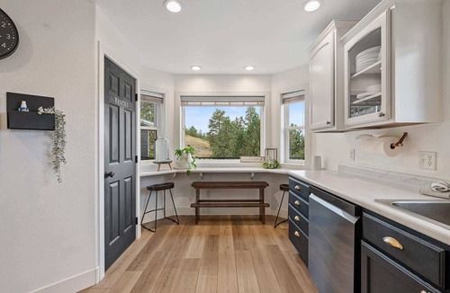 Spearfish House | Black Hills Family Getaway with Game Room for 18!