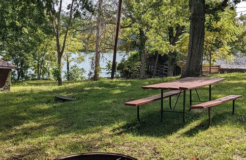 Buckingham Cabin | Black Oak Cabin - Lake Access & Pet Friendly