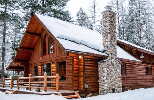 Lakeside House | Blacktail Cabin
