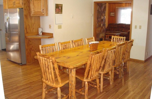 West Yellowstone House | Blocks from Yellowstone! Walk to Shops & Dining! 2 Fireplaces, Gas BBQ! Smart TV