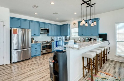 Surfside Beach House | Blue Blue Blue Around-Elevator, Beach, Oceanfront!