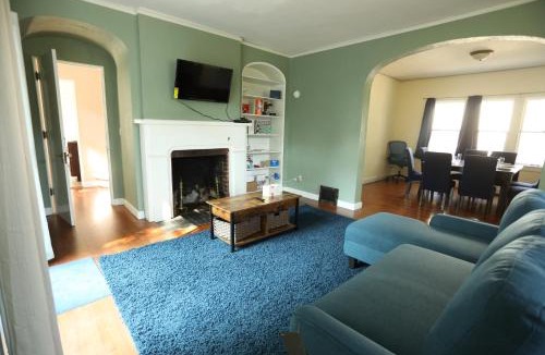 West Lafayette House | Blue House, Blocks from Ross-Aide, Mackey, Samara House, Birck Golf Complex