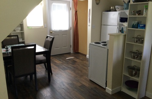 Jefferson City Apartment | Bluebell Mountain Studio Loft with indoor Garage Parking - Helena/Jefferson City