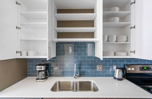 NoMa Apartment | Blueground | NoMa, rooftop pool, nr Union Station
