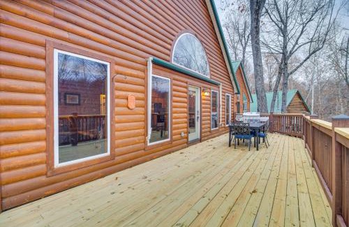 Afton House | Boat Dock & Deck: Waterfront Cabin on Grand Lake