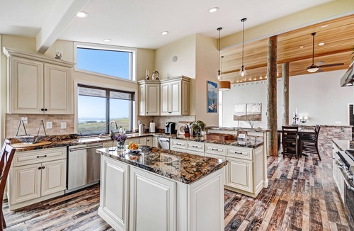 Bodega Bay House | Bodega Easy! Stunning Ocean Views, Hot Tub, Private Putting Green, 3 Decks