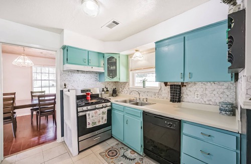 Clodine House | Boho Chic 4 Bedroom near NRG/Med Center