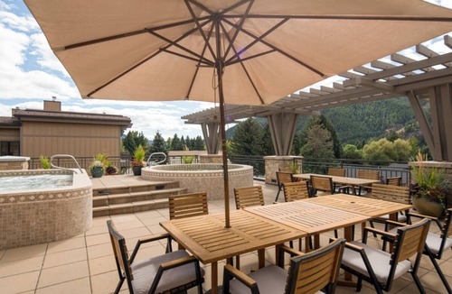 Ketchum Condo | Book a Holiday Getaway Today! Penthouse Condo with Mountain Views and Shared Rooftop Hot Tub!