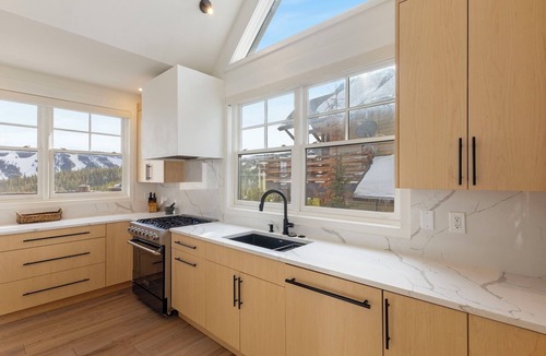 Saddle Ridge House | Book a Holiday Stay Today! Ski-in, Ski-out Townhome with Hot Tub and Fireplace!