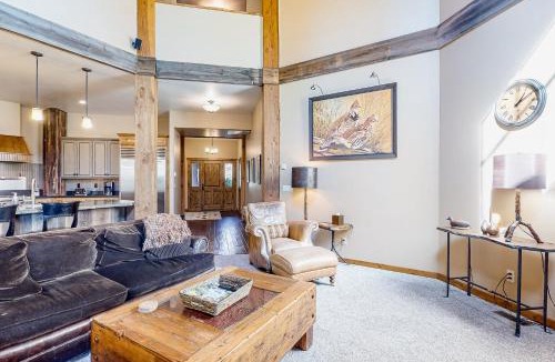 McCall House | BOTHR Steelhead