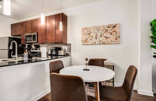 Travis Heights Apartment | Boulevard Stays - South Congress
