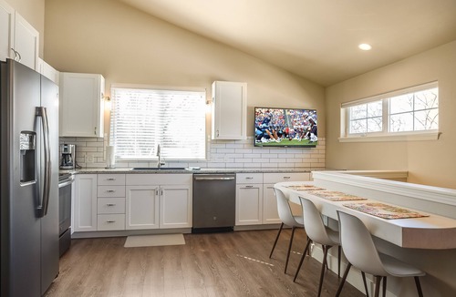 Kalispell House | Brand New Modern Guest House in the perfect Location.n@whitehouse project IG