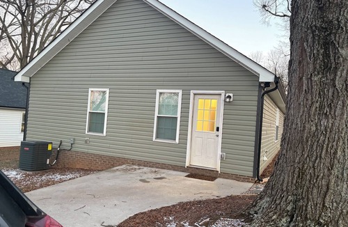 Concord House | Brand new ranch offers a beautiful layout, outdoor areas and 3 spacious bedrooms.
