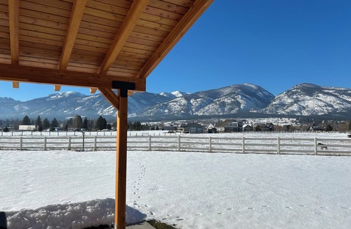 Florence House | Brand New Spectacular 2BR house with view of Bitterroot Mountains.