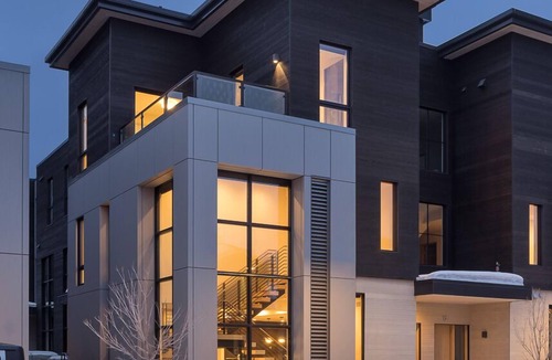 Jackson Hole Villa | Brand New, Three-Bedroom, Five-Floor Townhouse in the Heart Jackson