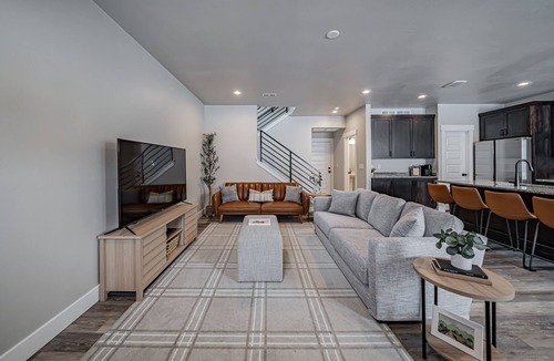 Ammon House | Brand New Townhome sleeps 12.