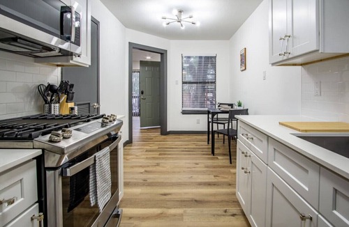 Dawson Apartment | Brand New Unit - 10 Min to Downtown Austin