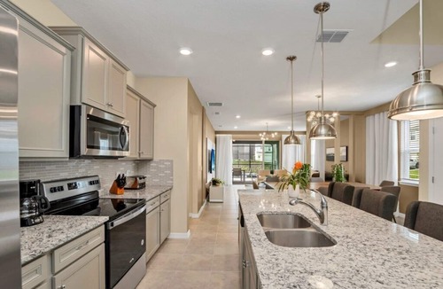 Florida Central Atlantic Coast Villa | Brand New Windsor Island Resort 7 Bedroom Luxury Villa