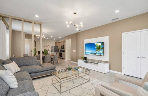 Florida Central Atlantic Coast Villa | Brand New Windsor Island Resort 7 Bedroom Luxury Villa