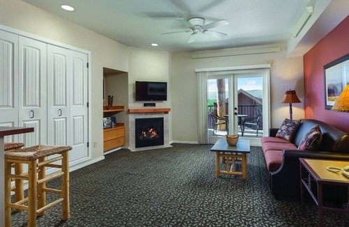 West Yellowstone Resort | Breathtaking in all directions!