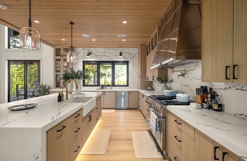 Whitefish House | Breathtaking ski residence - theater room , sauna , gym, heated driveway and hot tub deck