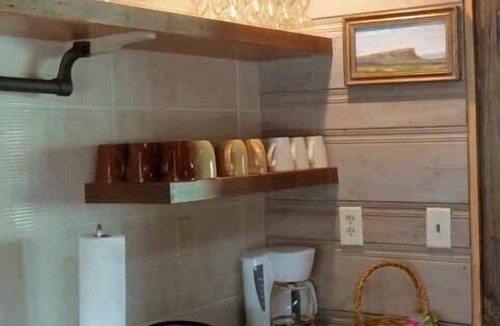 Gardiner House | Breathtaking Views of Yellowstone on the Yellowstone River in a Luxury Lodge!