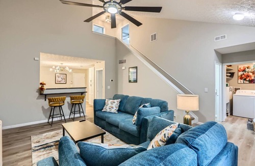 Columbus House | Bright 3BR Home w Garage near CMH & Ohio Dominican