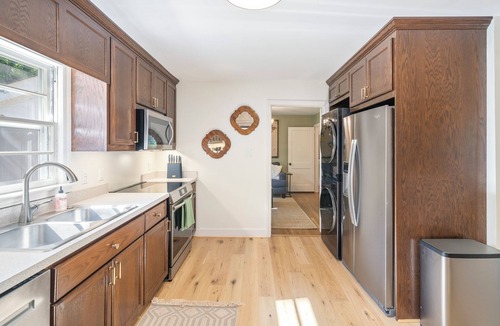 Southeast Raleigh House | Bright, Cozy, and Just Minutes to the Best of Raleigh