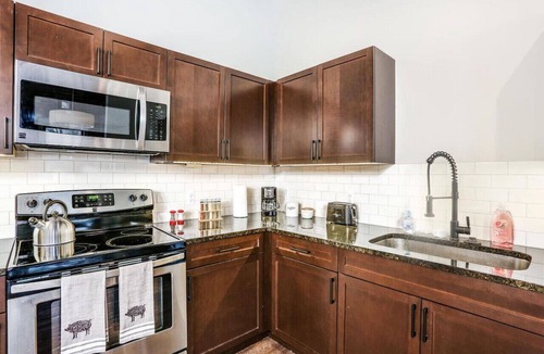 Detroit Apartment | Bright Event Perfect 4BDRM LOFT 7Min To Downtown