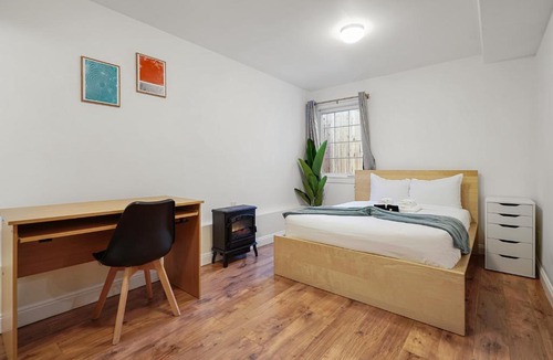 Inner Parkside Apartment | Bright & Modern 2BR 2Bath Near SFSU & Transit