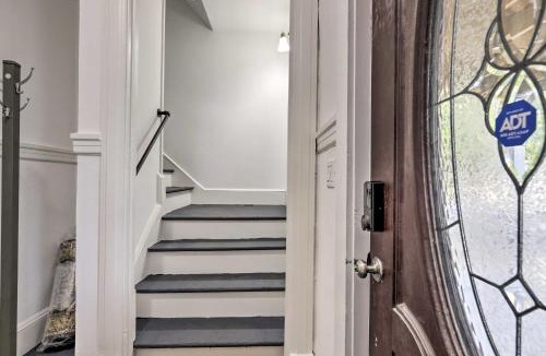 Memorial Square Apartment | Bright Springfield Apartment with 2 Balconies!