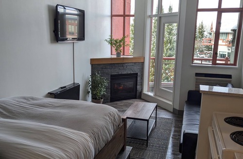 Whistler Village Hotel | Bright studio on Main street with hot tub/sauna