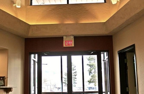 Westside Hotel | Broadway Inn Conference Center