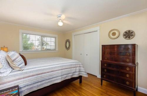 Orchard District House | Broken Bow Getaway Pet Friendly Midtown