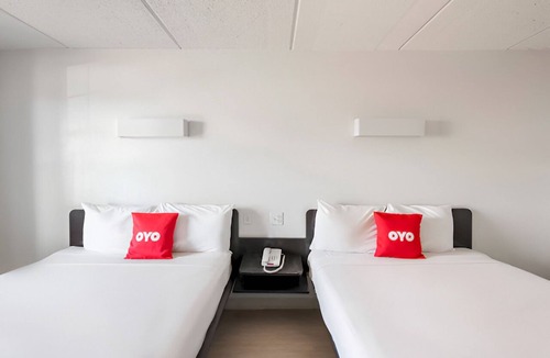 Energy Corridor Hotel | Budget Getaway Base: 2 Affordable Rooms Perfect for Exploring Energy Corridor