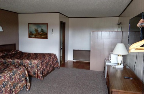 Bowman Hotel | Budget Host 4U Motel
