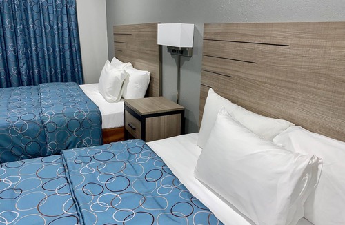 Vernon Hotel | Budget Host Inn
