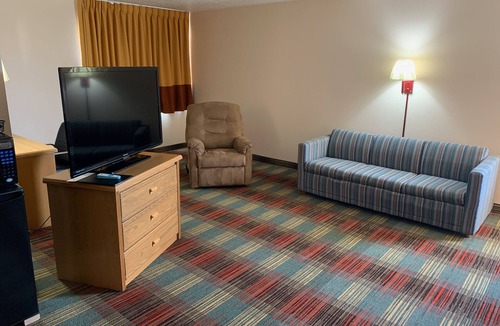 Nevada Hotel | Budgetinn & Suites