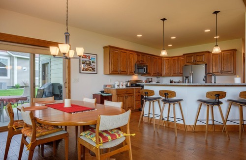 Four Corners House | Buffalo Lance - Custom Home In A Quiet Neighborhood Just West of Bozeman