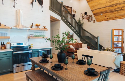 Hochatown Cabin | Build-Your-Own Mini Golf, Pool, Sauna, Games Galore - The Bitmore