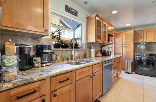 Burbank House | Burbank 4BR Pool Home | Hot Tub + Yard | C&C