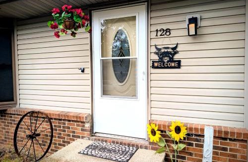 Des Moines House | By State Fair 5 bedrooms 2 baths